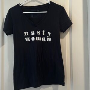 Amaze Planned Parenthood Nasty Women graphic V-Neck T-Shirt short sleeve Size M